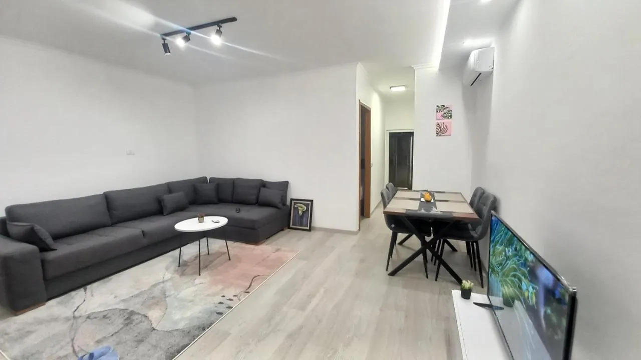 דירה טיראנה Flowers Guesthouse